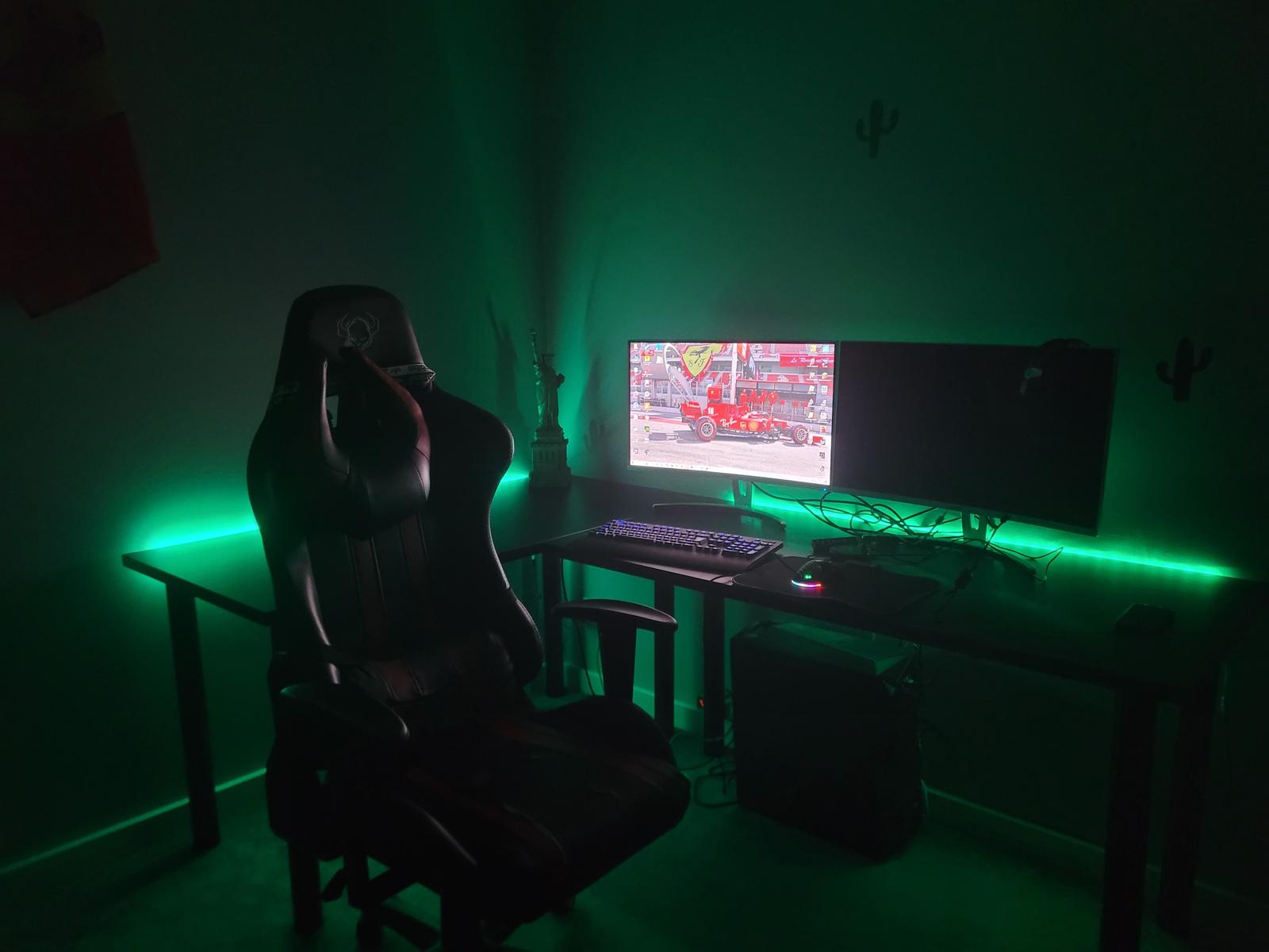 Biurko gamingowe elektryczne model 2 TOP 160x80x70-118 cm regulowane nogi LED RGB pilot przepust białe nr. 8