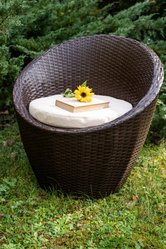 Krzesło ogrodowe MODICO brązowy technorattan z jasnym siedziskiem do ogrodu lub na balkon 