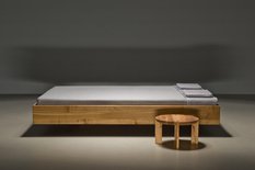 Łóżko POOL 140x200 eleganckie, proste nowoczesne łóżko wykonane z litego drewna olchowego