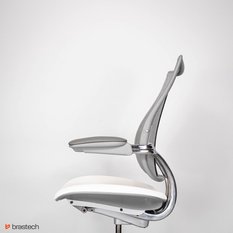 Fotel biurowy Humanscale Liberty – ergonomiczny, siatkowe oparcie, skórzane siedzisko Ticino, mechanizm automatyczny szary - Miniaturka zdjęcia nr 2