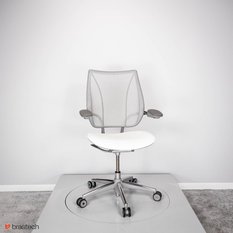 Fotel biurowy Humanscale Liberty – ergonomiczny, siatkowe oparcie, skórzane siedzisko Ticino, mechanizm automatyczny szary - Miniaturka zdjęcia nr 7