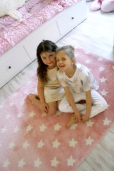 Dywan dziecięcy Star-Field Pink/White 120x180 cm do pokoju dziecięcego różowy w gwiazdki