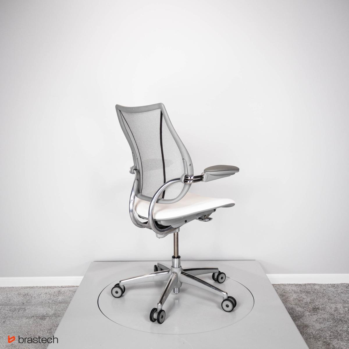 Fotel biurowy Humanscale Liberty – ergonomiczny, siatkowe oparcie, skórzane siedzisko Ticino, mechanizm automatyczny szary nr. 5