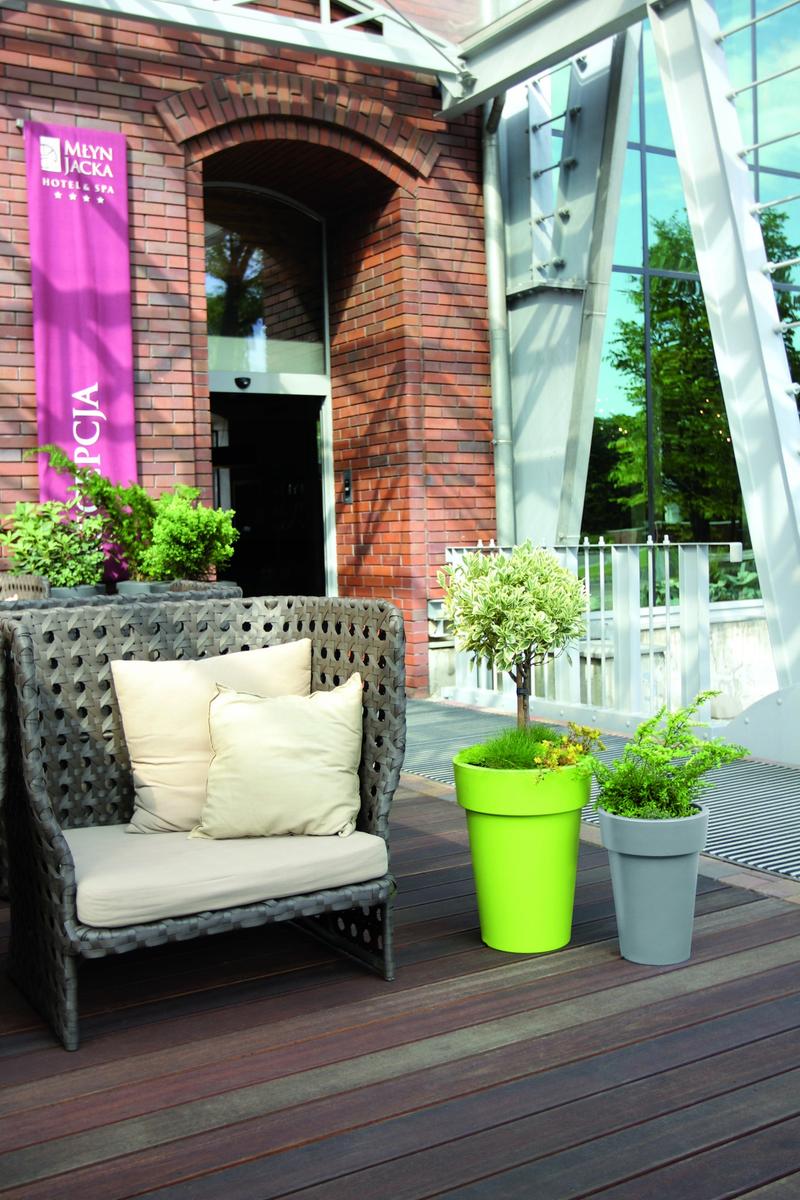 Doniczka okrągła Lofly DLOF250 z podstawką Donica nr. 7