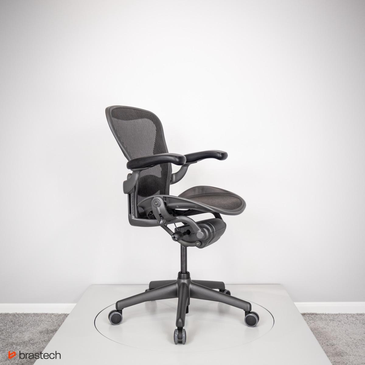 Fotel biurowy Herman Miller Aeron Classic 66 cm do biura pokoju sypialni czarny  nr. 9