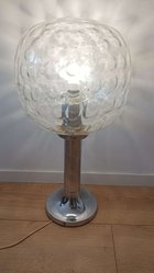 Lampa lampka Kula stojąca na chromowanej nodze