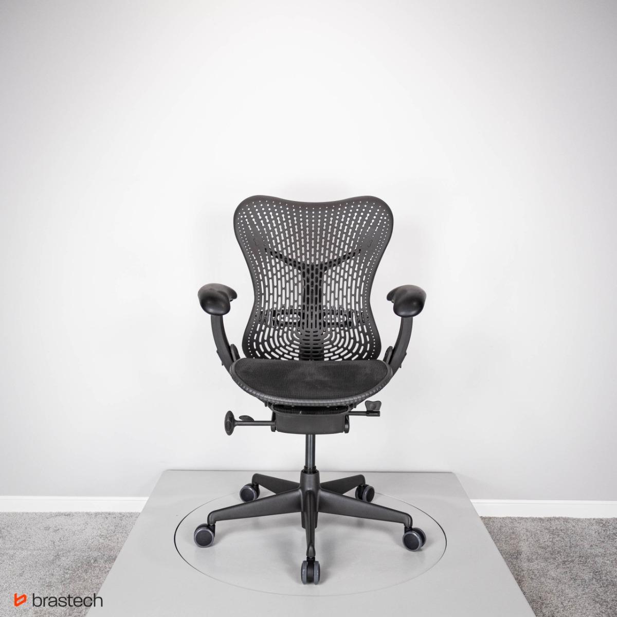 Fotel biurowy Herman Miller Mirra – ergonomiczny, odnowiony, siatkowe siedzisko, elastomerowe oparcie, 3D podłokietniki nr. 16