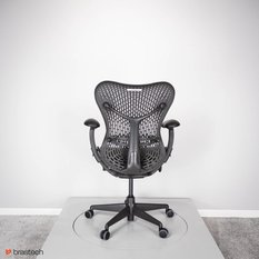 Fotel biurowy Herman Miller Mirra – ergonomiczny, odnowiony, siatkowe siedzisko, elastomerowe oparcie, 3D podłokietniki - Miniaturka zdjęcia nr 3