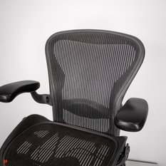 Fotel biurowy Herman Miller Aeron Classic 66 cm do biura pokoju sypialni czarny  - Miniaturka zdjęcia nr 12