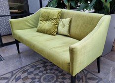 Kimplet wypoczynkowy : sofa + 2 fotele