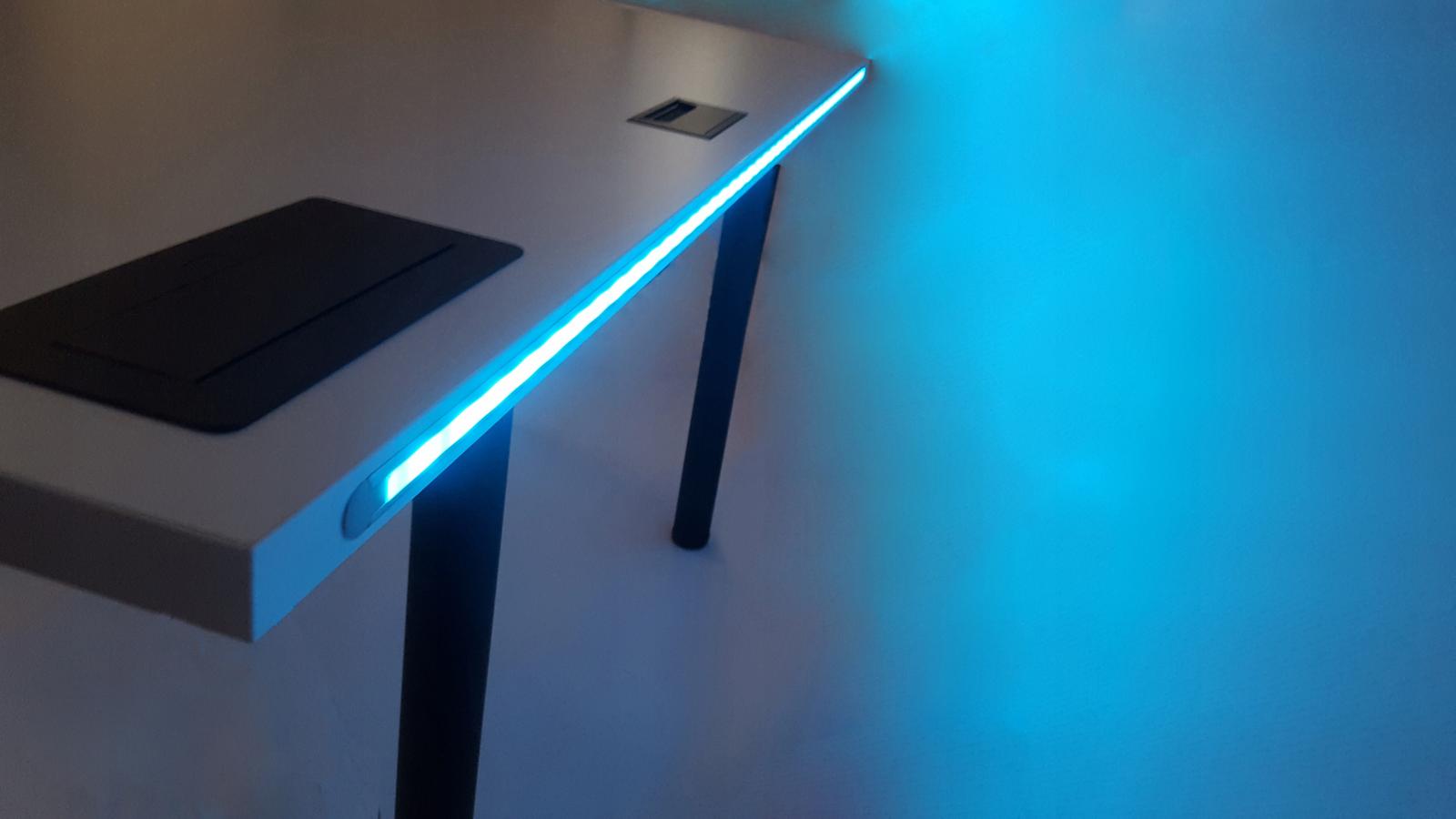 Biurko gamingowe model 1 Top 202x75x66 cm białe narożne komputerowe led do pokoju gracza nr. 5