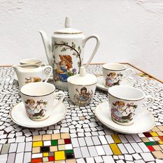 Kompletny zestaw, serwis do jadalni dla dzieci z zdobionej porcelany, Niemcy lata 70. - Miniaturka zdjęcia nr 2