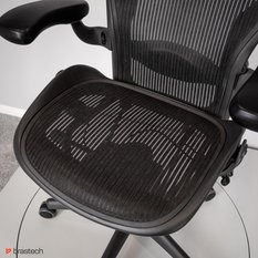 Fotel biurowy Herman Miller Aeron Classic 66 cm do biura pokoju sypialni czarny  - Miniaturka zdjęcia nr 11