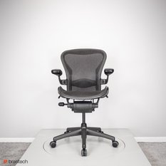 Fotel biurowy Herman Miller Aeron Classic 66 cm do biura pokoju sypialni czarny  - Miniaturka zdjęcia nr 1