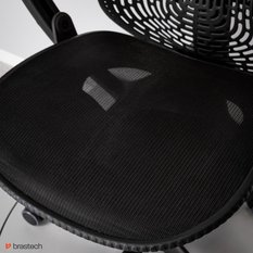 Fotel biurowy Herman Miller Mirra – ergonomiczny, odnowiony, siatkowe siedzisko, elastomerowe oparcie, 3D podłokietniki - Miniaturka zdjęcia nr 8