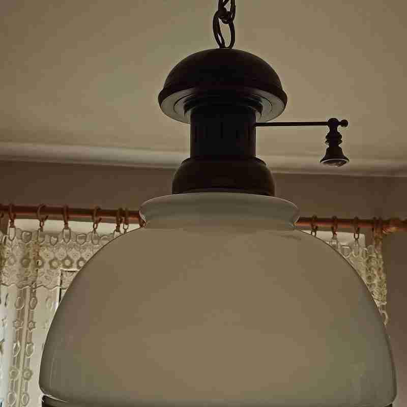 Lampa sufitowa