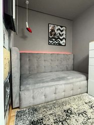Tapczan/łóżko z bocznymi ściankami