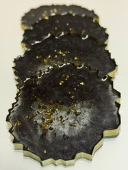 Zestaw 4 szt podkładek handmade czarne drobinki złota do salonu lub kuchni jadalni 
