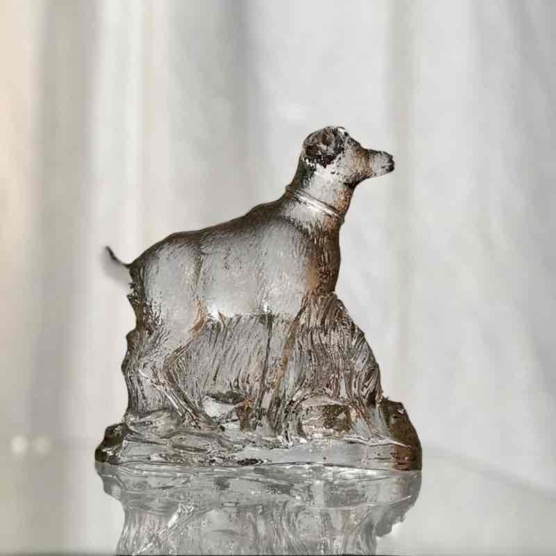 Szklana figurka Pukeberg Glasbruk Szwecja nr. 1