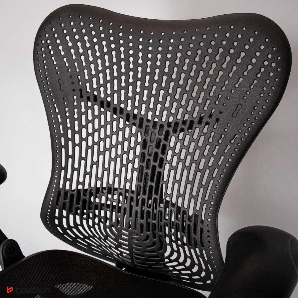 Fotel biurowy Herman Miller Mirra – ergonomiczny, odnowiony, siatkowe siedzisko, elastomerowe oparcie, 3D podłokietniki nr. 7